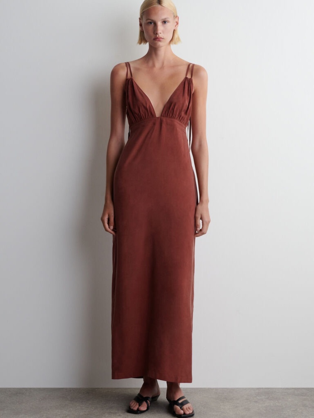 COS Gathered V-Neck Maxi Dress – Dark Red, US 6 - Picture 2 of 8
